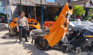 Kecelakaan Horor Andra ST: McLaren 720S Terbelah Dua di Sukoharjo