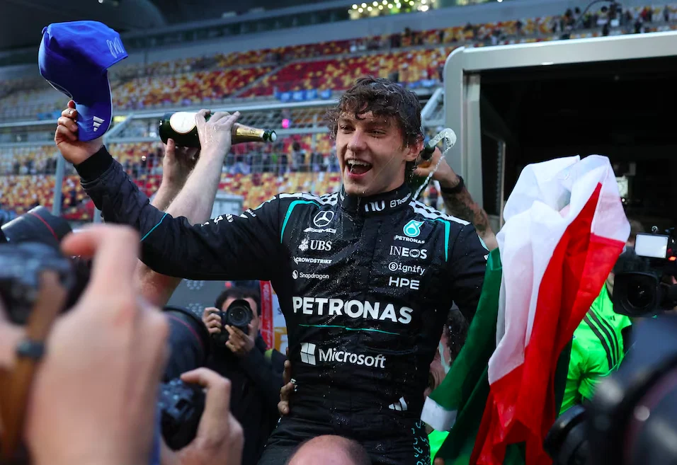 Kimi Antonelli Siap Raih Kemenangan di Hungaria, Lewis Hamilton Siap Tantang