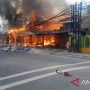 Kios di Indonesia: Antara Kebakaran, Penyegelan, dan Korupsi