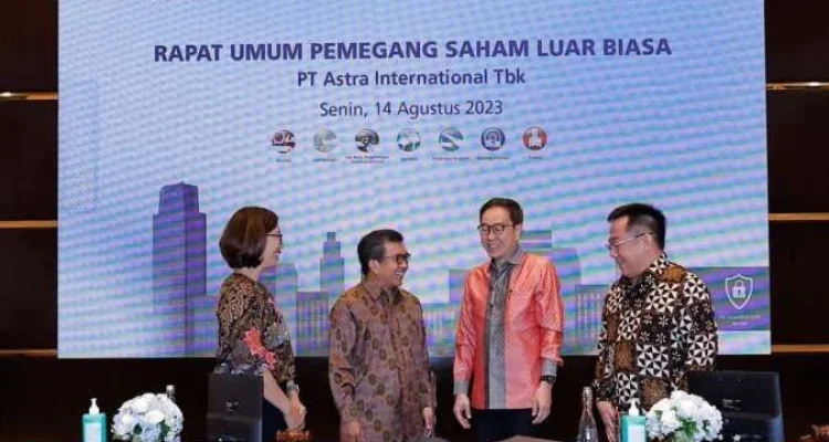 Komisaris: Pembaruan Data dan Pengangkatan Baru