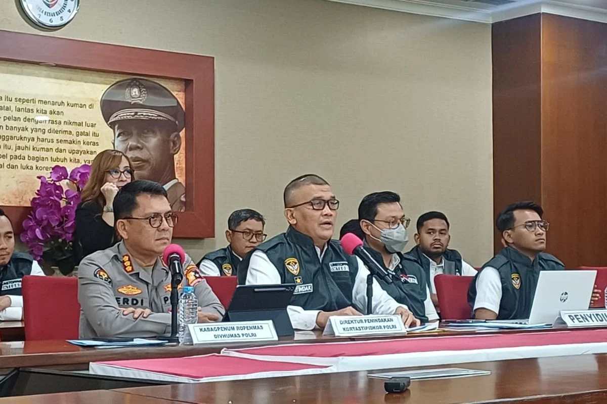 Konferensi Pers Polri: Penetapan Tersangka Febrie Adriansyah dan Kerjasama Antara Kejaksaan dan Polri
