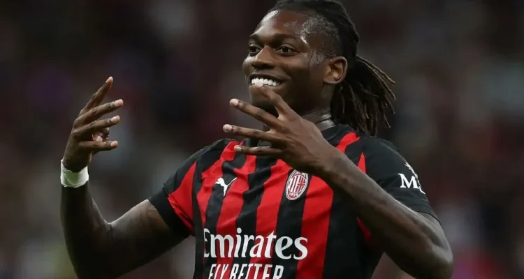 Konstantinos Karetsas Jadi Target AC Milan, Fenerbahce Siap Datangkan Rafael Leao