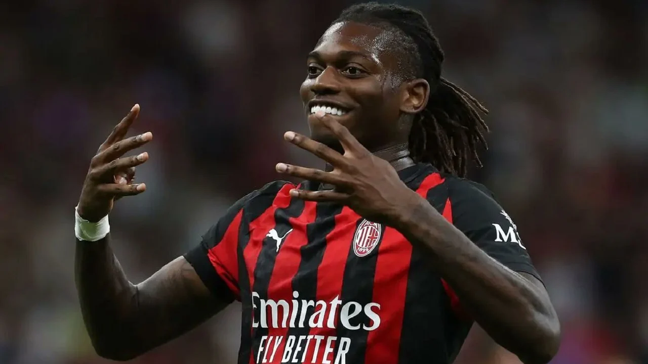 Konstantinos Karetsas Jadi Target AC Milan, Fenerbahce Siap Datangkan Rafael Leao