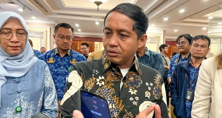 KPK Selesai Proses Laporan Gratifikasi Raja Juli Antoni, Penyidikan Masih Berjalan