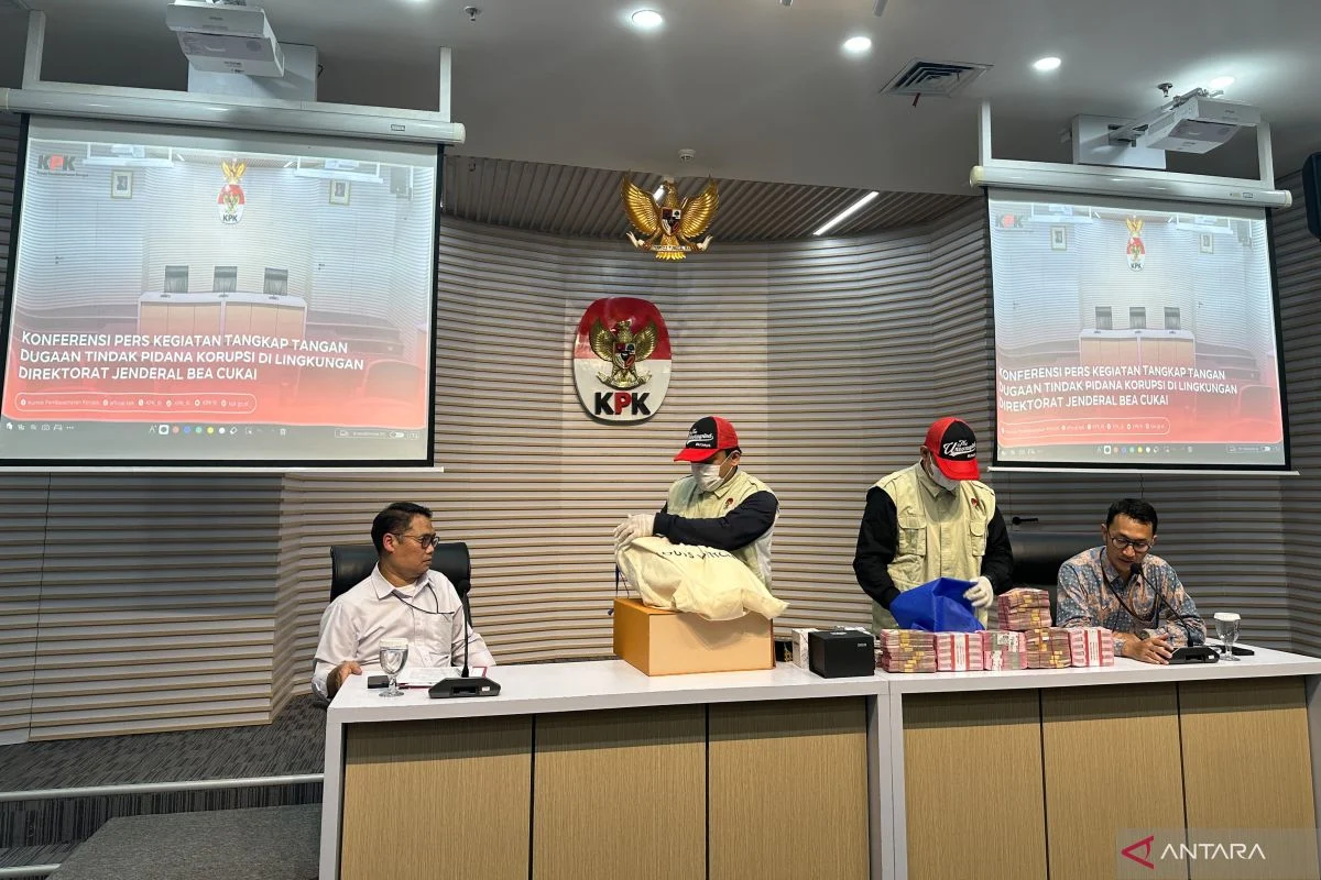 KPK Tetapkan Kepala Kantor Bea Cukai Kediri Sebagai Tersangka Baru Dalam Kasus Korupsi Impor