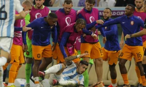 Leandro Paredes di Tengah Kontroversi: Argentina Dikecam Setelah Kalah dari Spanyol di Piala Dunia