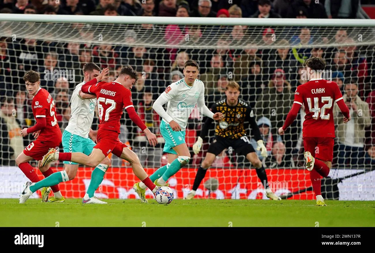 Lewis Koumas Mencetak Gol, Liverpool Menang Atas Sunderland Meski Joe Gomez Cedera