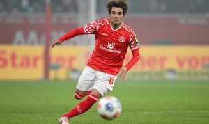 Liverpool Incar Gelandang Jepang Kaishu Sano untuk Menguatkan Midfield