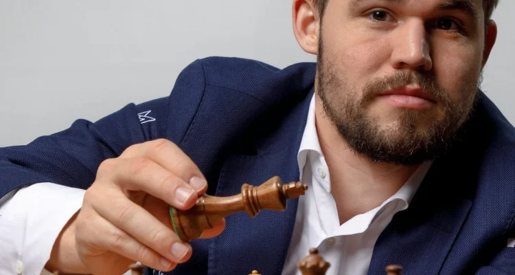 Magnus Carlsen Raih Puncak Kekuasaan 15 Tahun di Dunia Catur