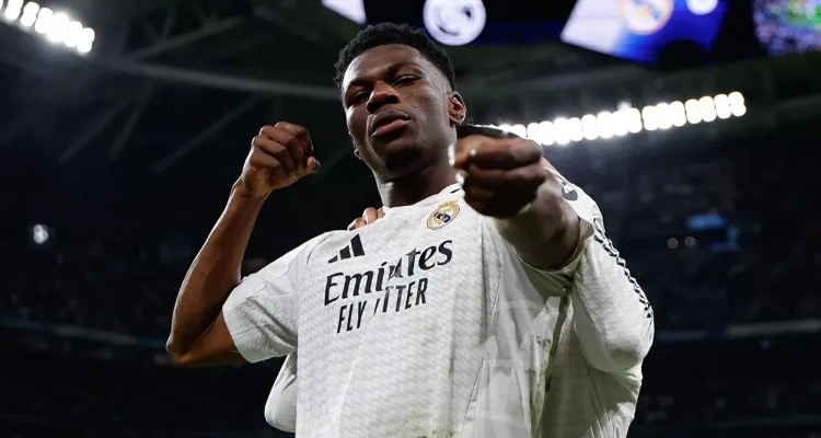 Manchester United Datangkan Kiper Baru dan Bidik Gelandang Elite Real Madrid
