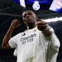 Manchester United Datangkan Kiper Baru dan Bidik Gelandang Elite Real Madrid