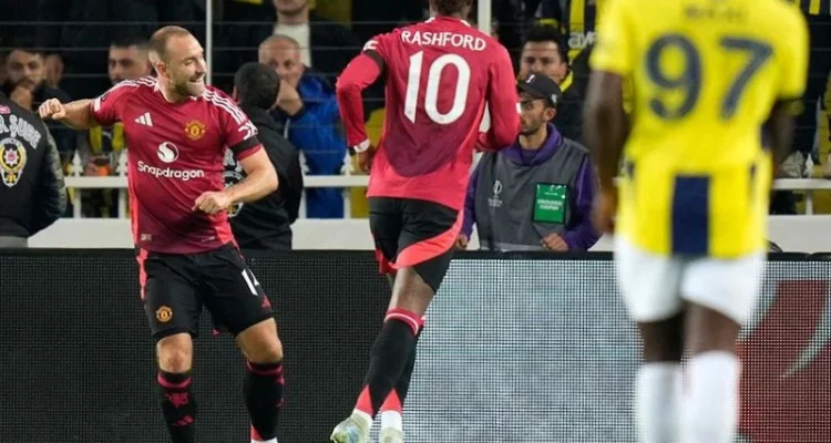 Manchester United F.C. Siap Menghadapi Tantangan Baru di Musim Ini
