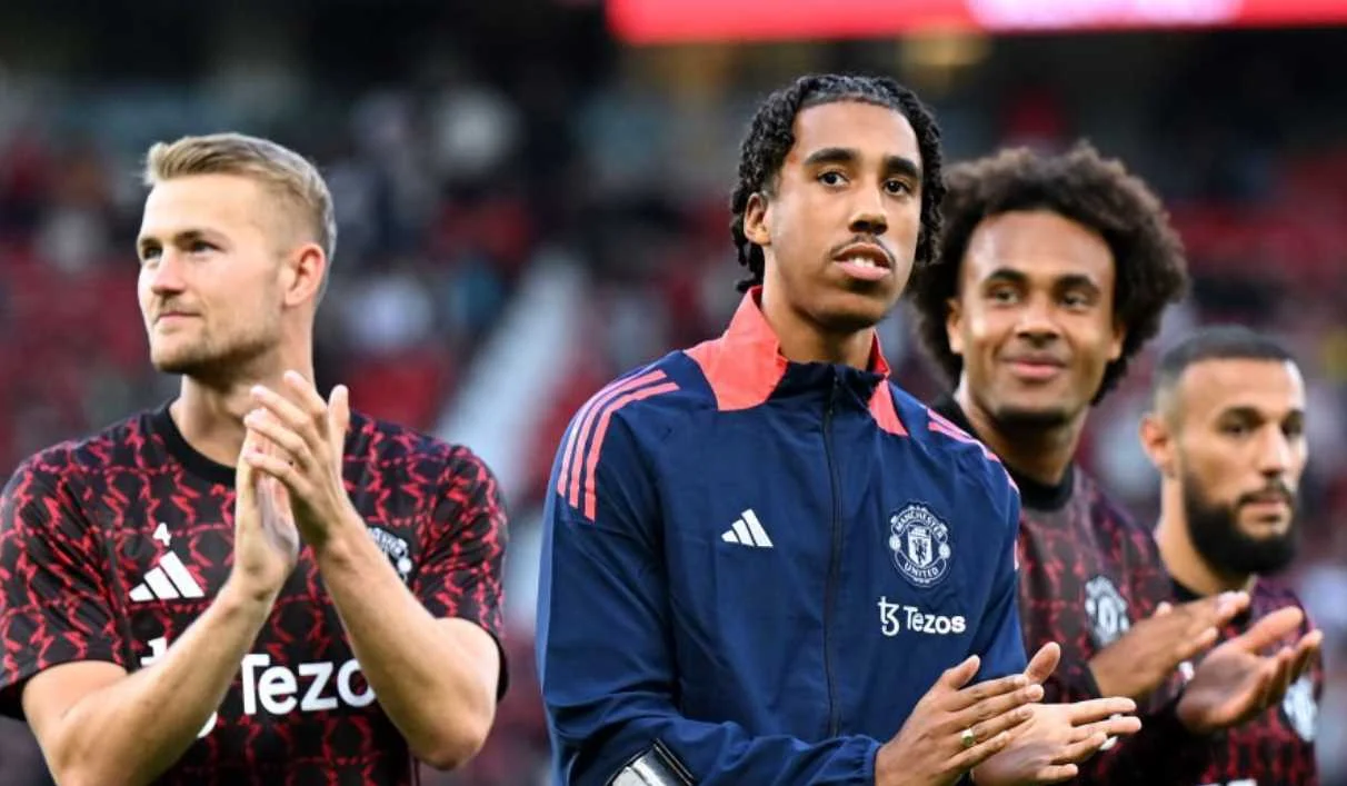 Manchester United Hadapi Tantangan Besar di Transfer Musim Panas