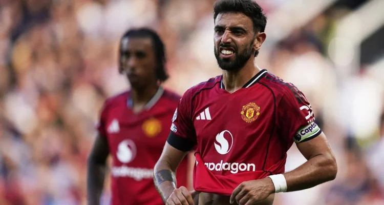 Manchester United Mulai Pra-Musim dengan Kekalahan dari Wrexham