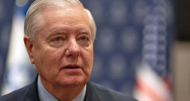 Mengenang Lindsey Graham: Politisi Berpengaruh yang Meninggal Mendadak