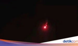 Misteri Fenomena Meteor Jatuh di Cirebon Terungkap