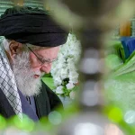 Mojtaba Khamenei Tidak Hadiri Pemakaman Ayahnya, Ali Khamenei, karena Alasan Keamanan