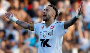 Neymar Dennykan Tuduhan Menghina Rekan Setimnya di Santos