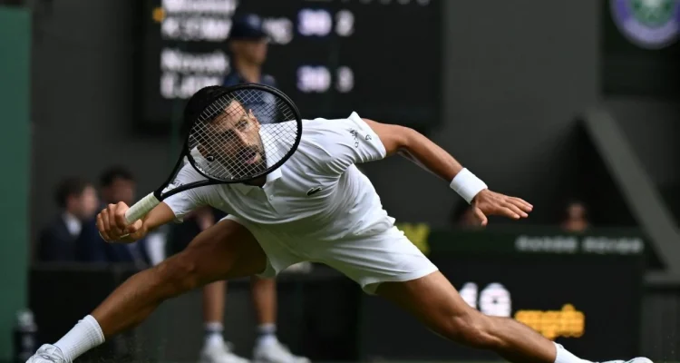 Novak Djokovic Capai Babak Ketiga Wimbledon dengan Mengalahkan Stefanos Tsitsipas