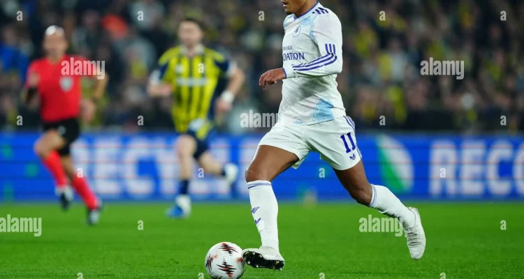 Ollie Watkins Diburu Fenerbahce, Aston Villa Hadapi Tekanan Transfer