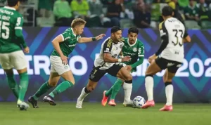 Palmeiras Siap Tandingi Atlético-MG dengan Skema Tiga Bek
