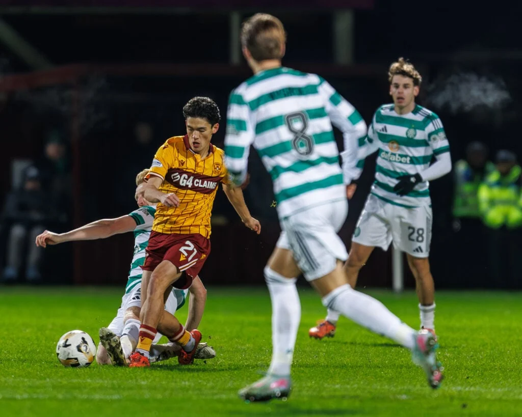 Pertandingan Sengit: Barnet Vs Oxford Utd dan Elijah Just, Pemain yang Diburu Celtic