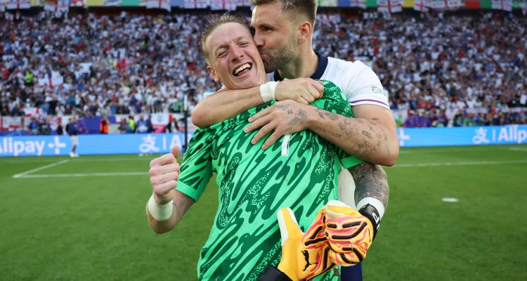 Pertarungan Sengit Argentina vs Inggris: Emiliano Martinez dan Jordan Pickford Siap Beradu