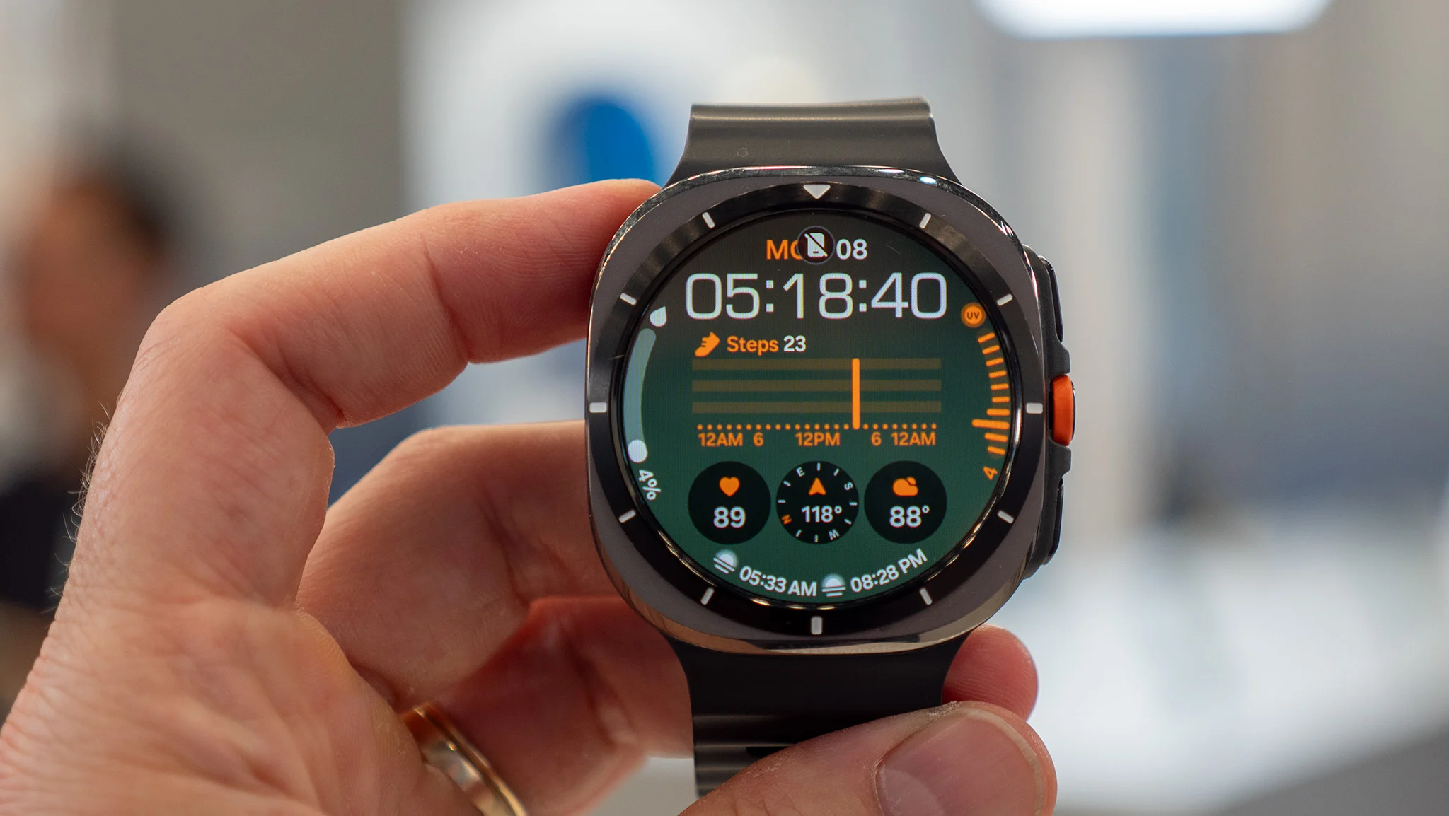 Samsung Galaxy Watch Ultra 2: Pilihan Terbaik untuk Penggemar Olahraga