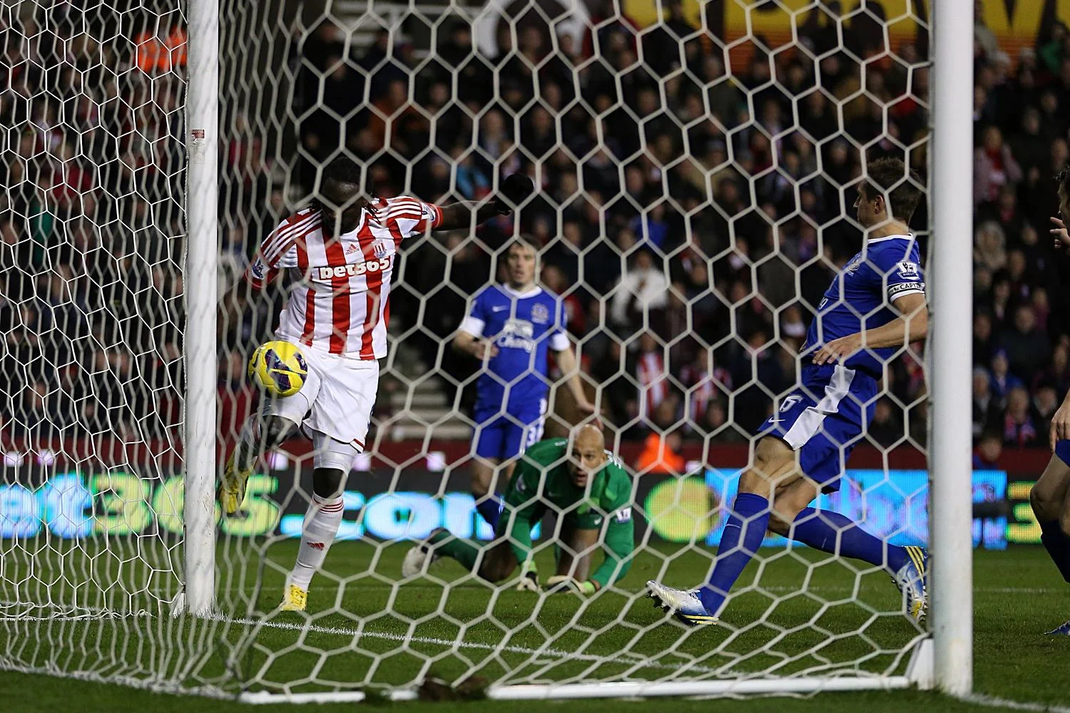 Stoke City Mengalahkan Everton 1-0 dalam Pertandingan Persahabatan Pra-Musim