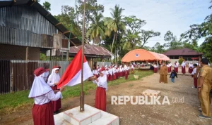 Subuh Penuh Kejutan: Dari Antusiasme Hari Pertama Sekolah Hingga Banjir dan Kasus Korupsi