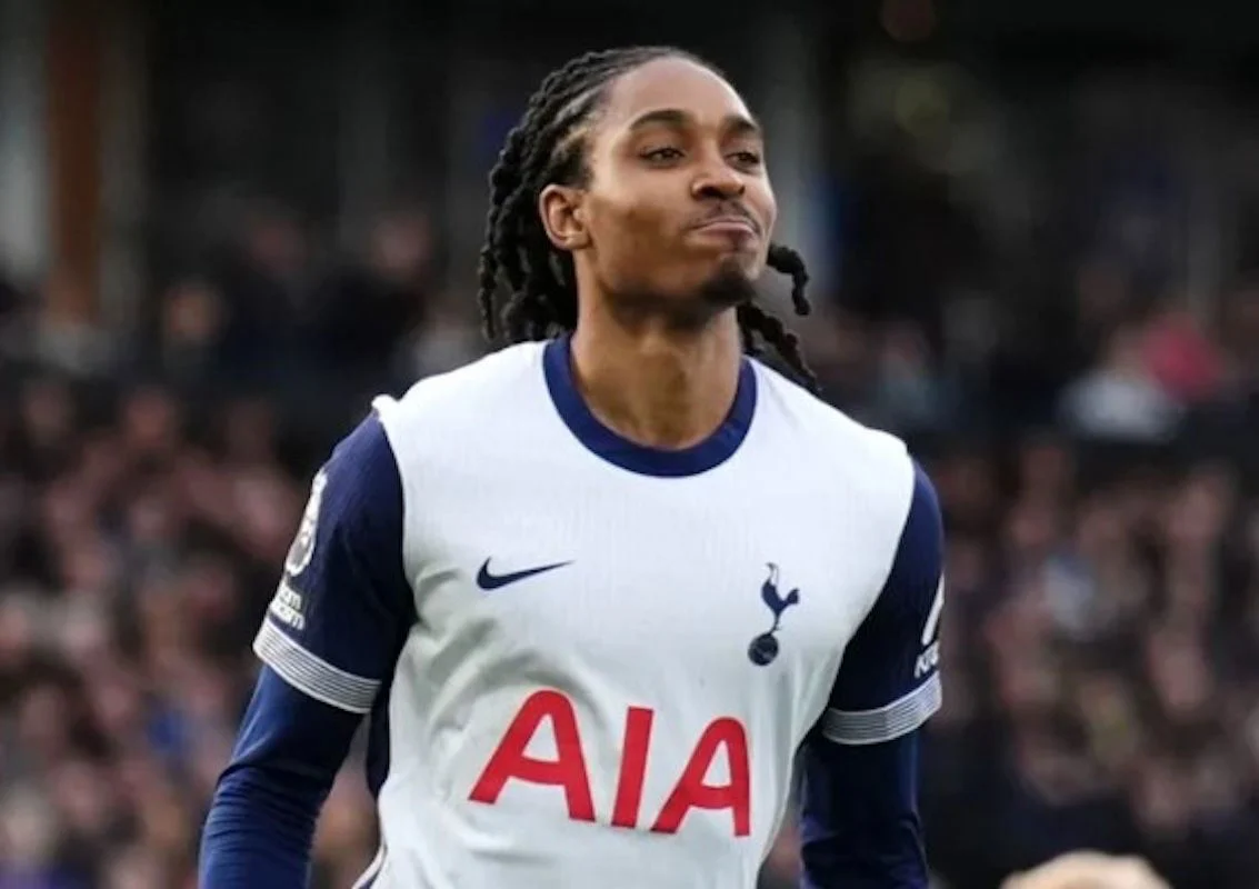 Tottenham Hotspur F.C. Hadapi Tantangan Baru: Transfer Pemain dan Persiapan Musim Baru