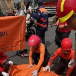 Tragedi dan Kegiatan di Surabaya: Dari Kecelakaan Maut hingga Jadwal Sholat