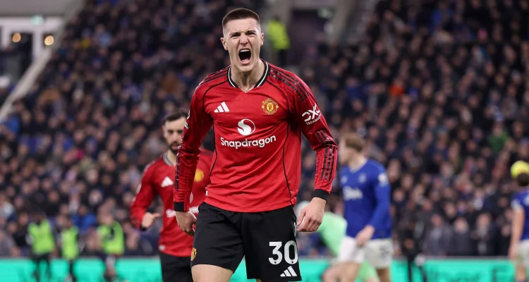 Tynan Thompson Bergabung dengan Manchester United, FIFA Investigasi Perilaku Argentina