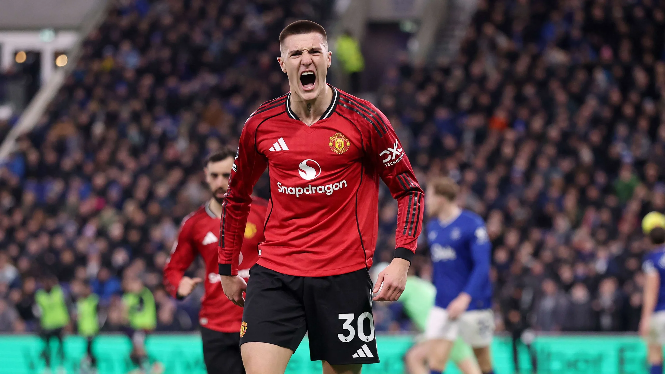 Tynan Thompson Bergabung dengan Manchester United, FIFA Investigasi Perilaku Argentina