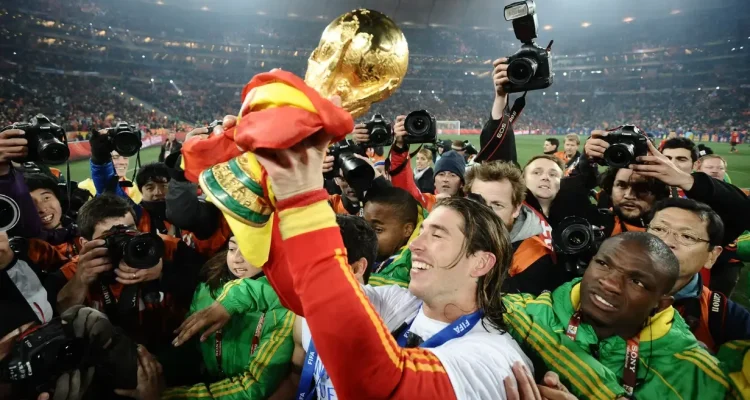 Víctor Muñoz: Dari Cedera hingga Membela España di Piala Dunia