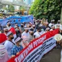 Aksi Demo Jakarta: Mahasiswa dan Peternak Ayam Menggelar Unjuk Rasa