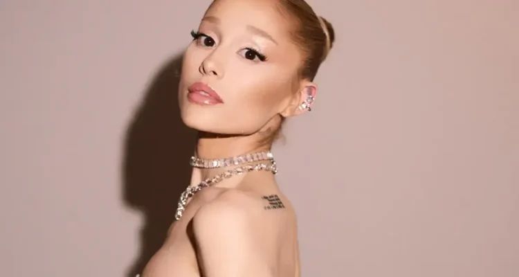 Ariana Grande Capai Puncak Tangga Lagu Billboard 200 dengan Album Baru 'Petal'