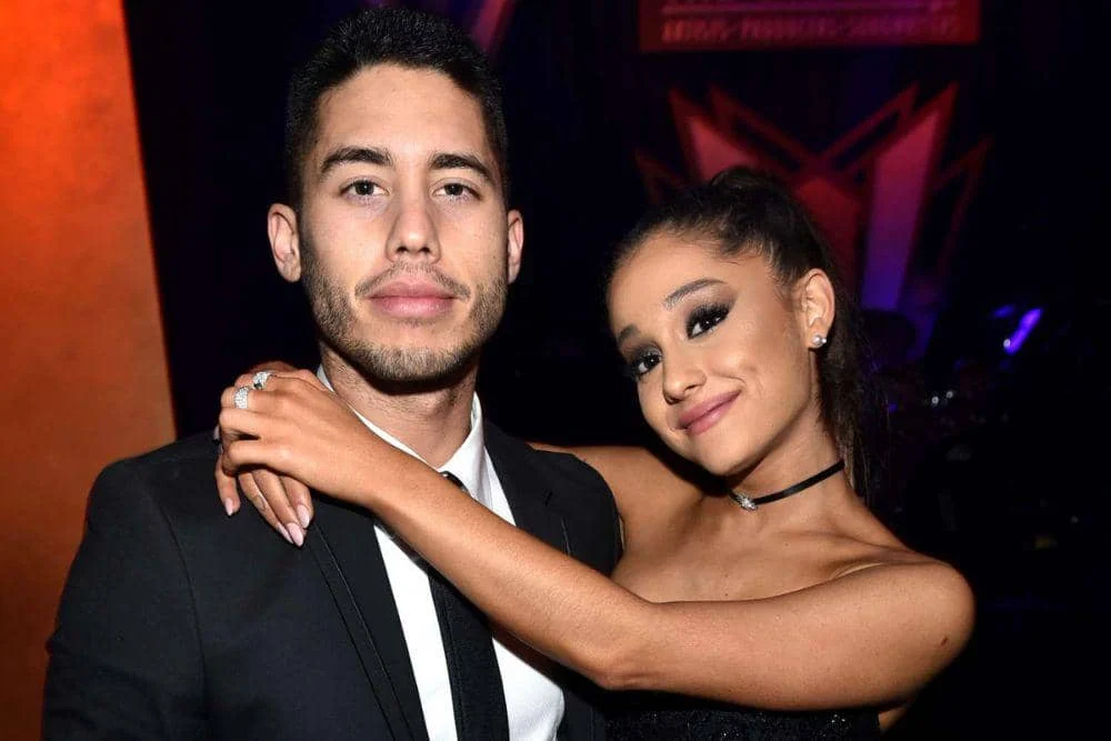 Ariana Grande dan Ricky Alvarez: Kisah Cinta yang Terungkap Lewat Tattoo