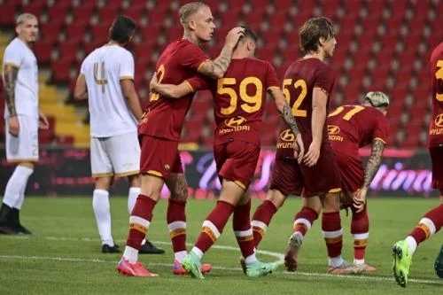 AS Roma Raih Kemenangan Perdana Pramusim, Mengalahkan Newport County 4-1
