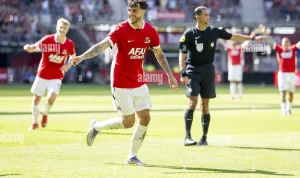 AZ Alkmaar Tampil Kuat di Eredivisie, Calvin Stengs dan Troy Parrott Jadi Sorotan