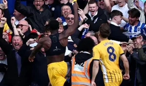 Chelsea Pamerkan Danny Welbeck, Ebenezer Akinsanmiro Gabung Monza