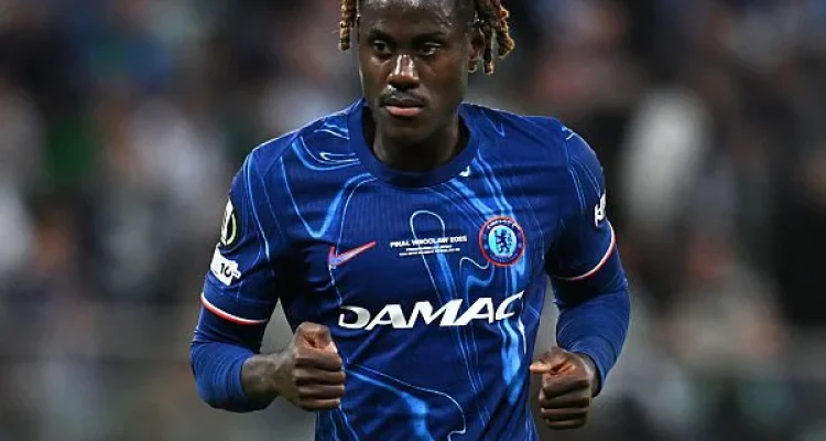 Como 1907 Siap Perkuat Lini Belakang dengan Trevoh Chalobah dan Yan Couto