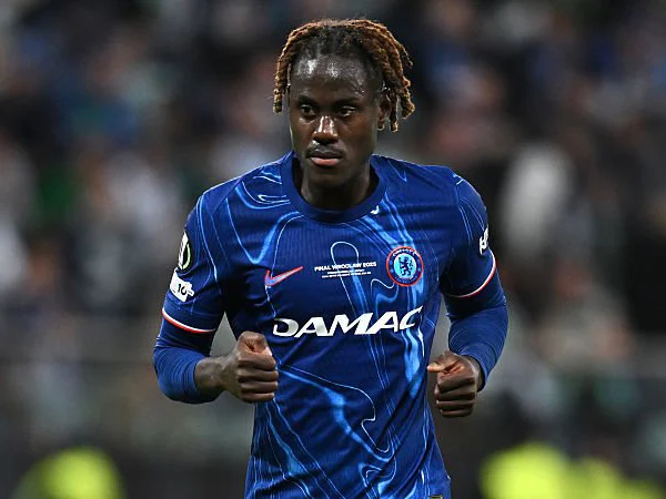 Como 1907 Siap Perkuat Lini Belakang dengan Trevoh Chalobah dan Yan Couto