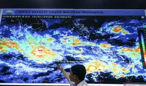 Cuaca Besok: Hujan dan Badai di Berbagai Negara