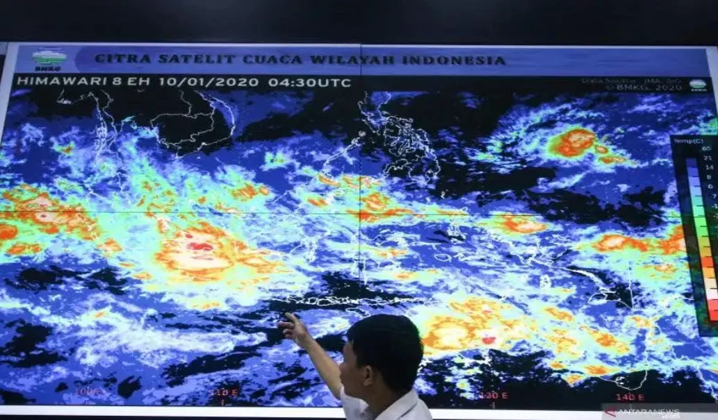 Cuaca Besok: Hujan dan Badai di Berbagai Negara