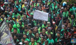 Demo dan Unjuk Rasa Menandai Awal Pekan Ini