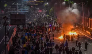 Demo Jakarta Hari Ini: Pemasangan Pagar di Mal dan Antisipasi Kepolisian