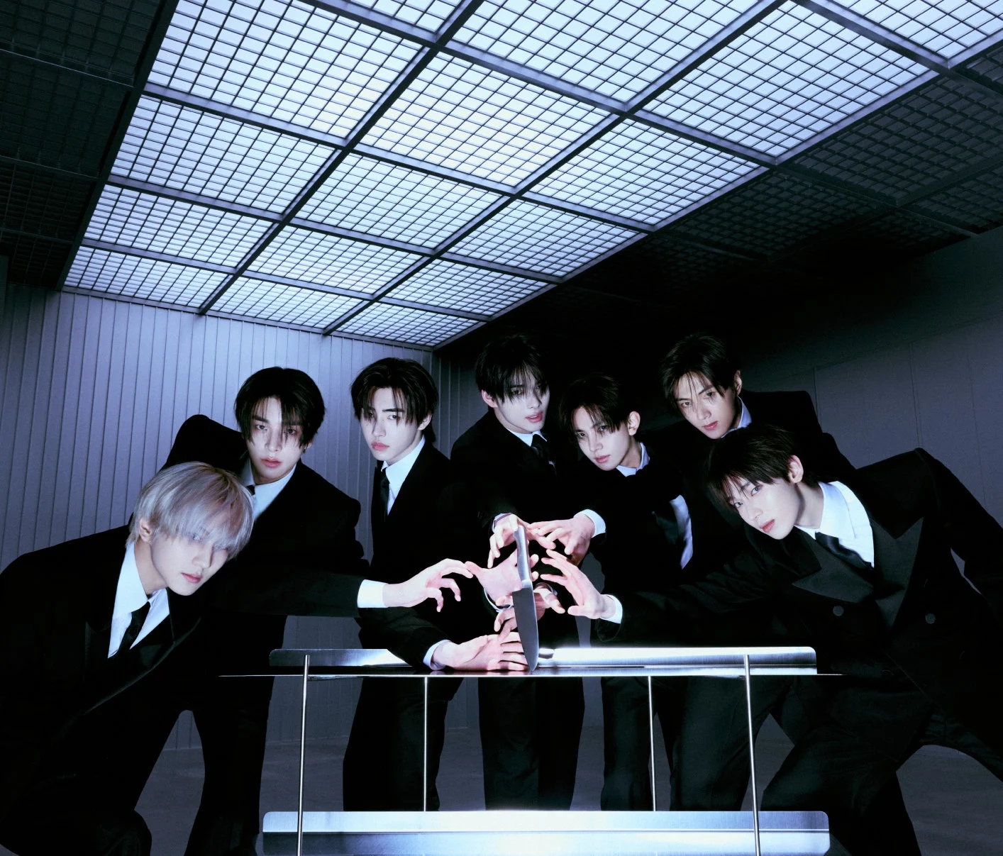 ENHYPEN dan Industri K-Pop: Antara Kreativitas dan Tragedi