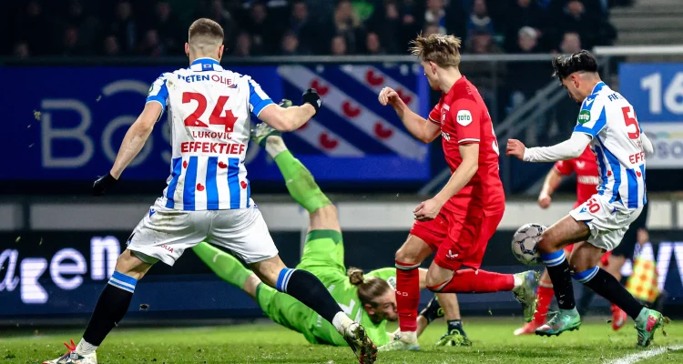 FC Twente Sukses di Conference League, Heerenveen Kalah