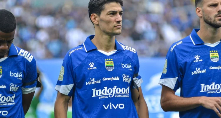 Federico Barba, Bek Persib yang Membuat Kesuksesan di Luar Negeri